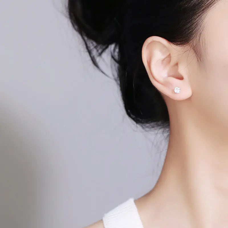 S925 Sterling Silver Four-Claw Earrings Women's Simple Zircon Diamond Earrings Advanced Sense Earrings Women's Ear Holes Anti-blocking Earrings Including Push Back TWINKLE QUEEN