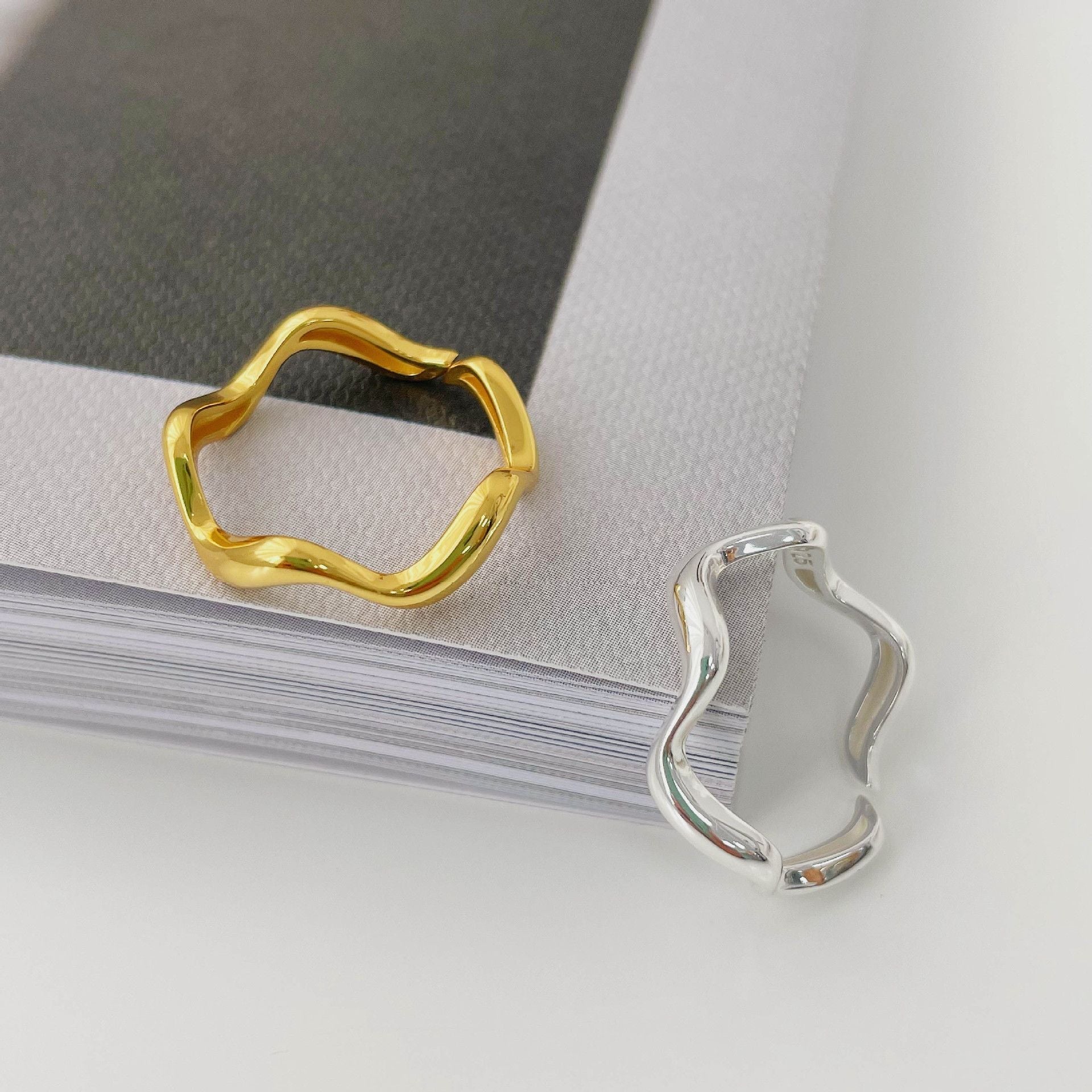 S925 Sterling Silver Wave Ring Women's ins Cold Style Stacked Open Ring Simple High-grade Index Finger Ring TWINKLE QUEEN
