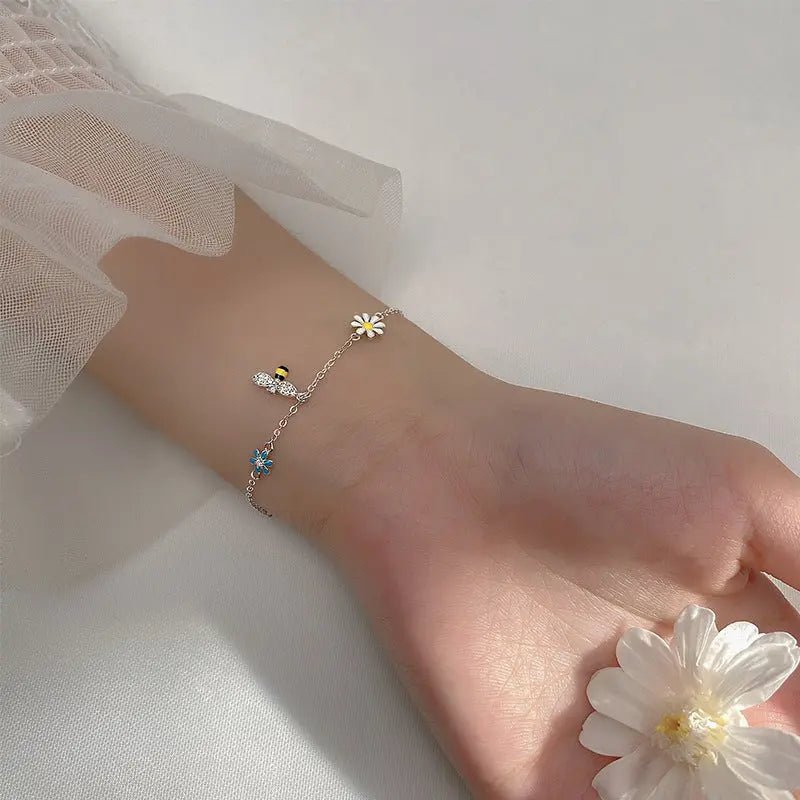 S925 Silver Mori Style Fresh Sweet Flower Bracelet Colorful Diamond Small Bee Cute Bracelet TWINKLE QUEEN