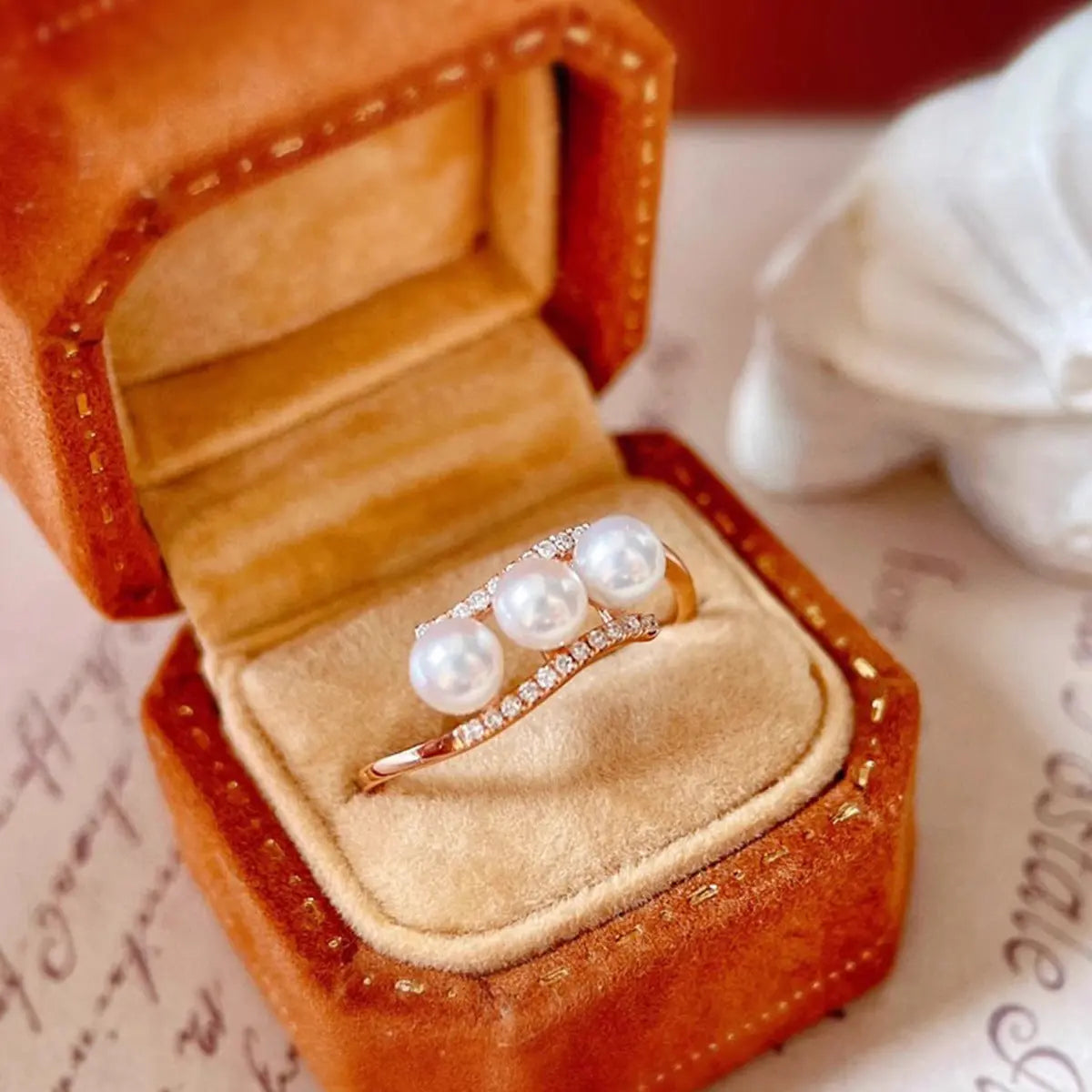 Full Body s925 Sterling Silver Women's Pearl Ring Full Diamond Niche Original Design French Retro Ring All-match New Style TWINKLE QUEEN