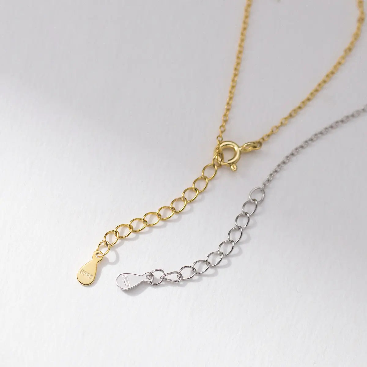 S925 silver fresh and sweet ins niche design exquisite simple single diamond cross bracelet TWINKLE QUEEN