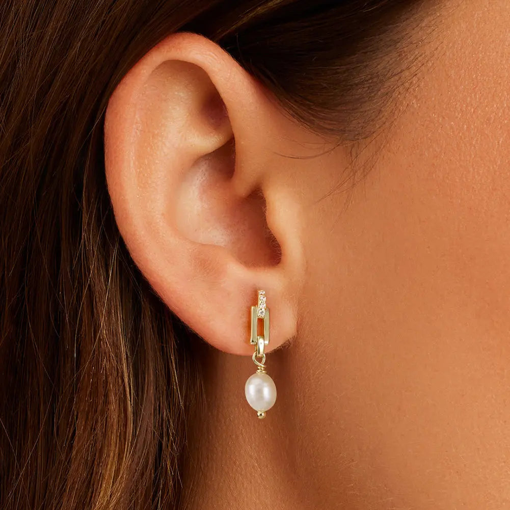 Cultured Freashwater Pearl 14K Gold Plated 925 Sterling Silver Zircon Buckle Earrings TQ