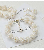 Baroque flower-shaped pearl necklace set.Bold Nature. Unapologetic Style. TWINKLE QUEEN