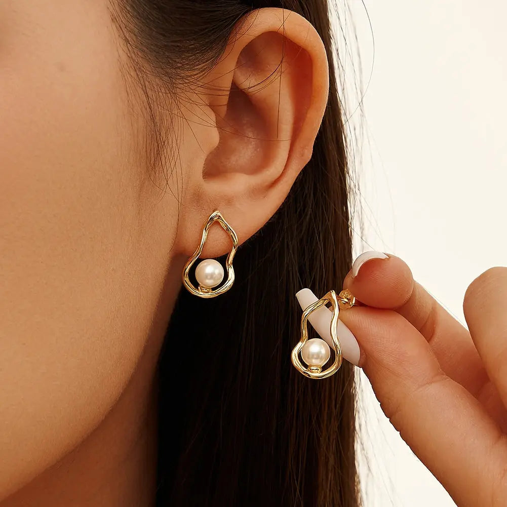 Freshwater Pearl Hoop Sloane Dangling Earrings TWINKLE QUEEN