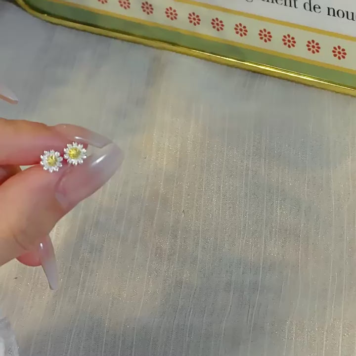 S925 Silver Necklace Earring Female Fashion Style Summer Fresh Flower Fresh Autumn Chrysanthemum Short Clavicle Chain